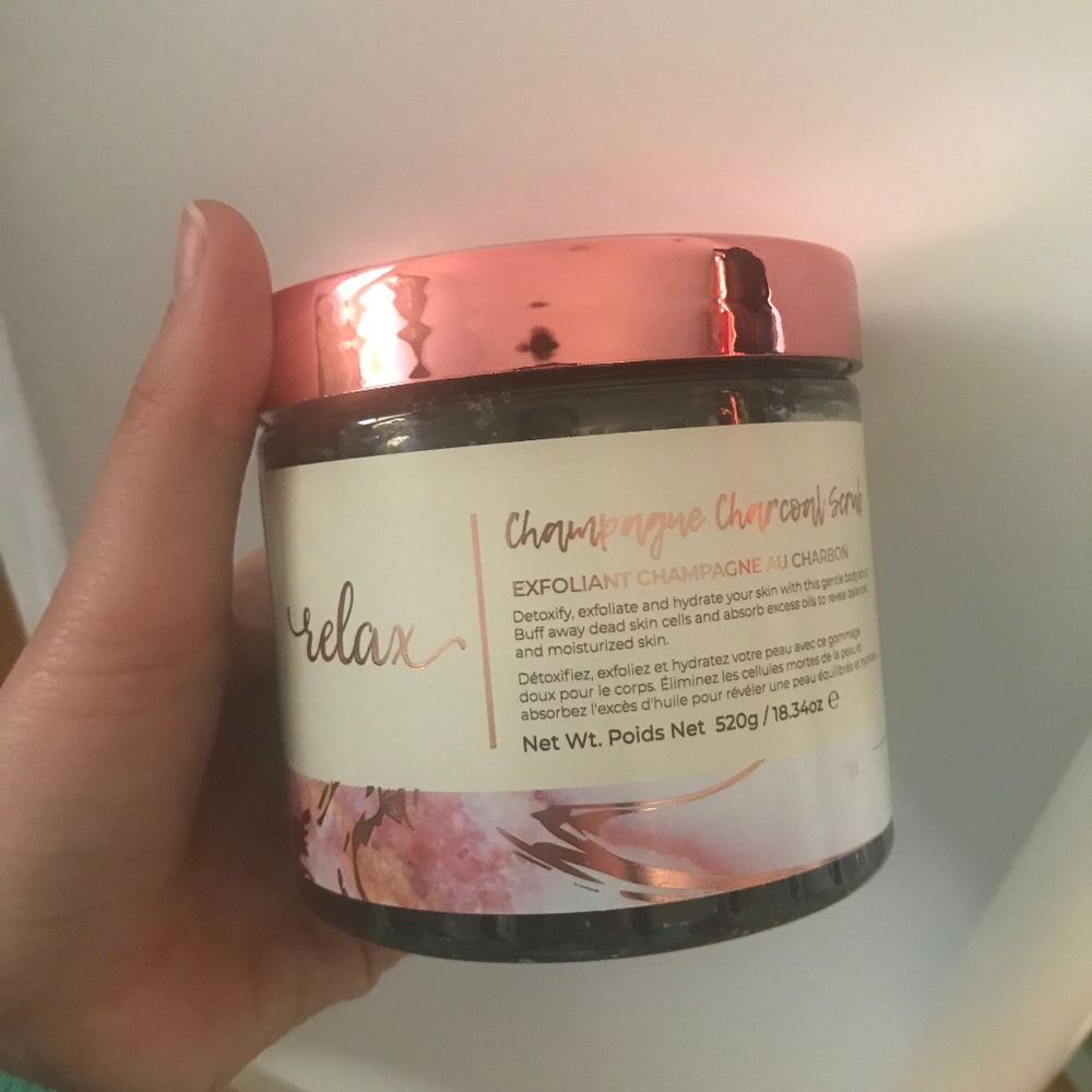 NEW- Manna Kadar Body Scrub